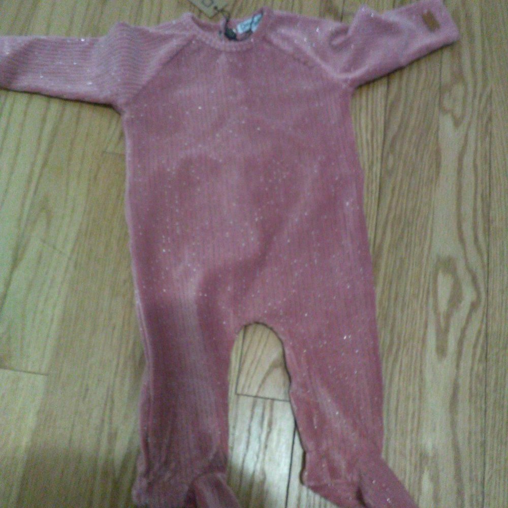 Pink baby footie, size 3 months (runs little bit big)